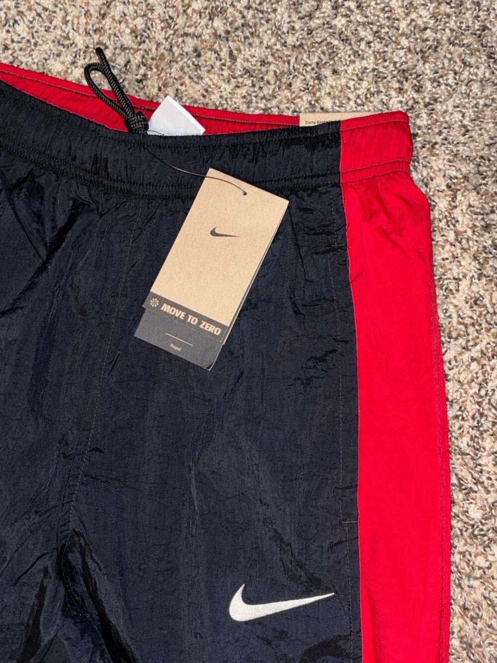 Nike Total 90 Repel Track Pants. Size Large men’s. NWT - Picture 7 of 8